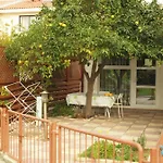 Moon-light Studio Affittacamere Larnaca