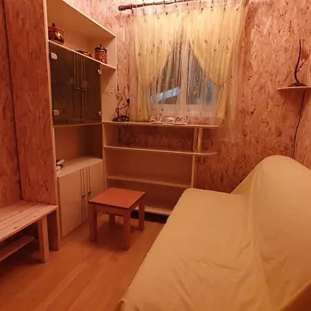 Moon-light Studio Guest house *
