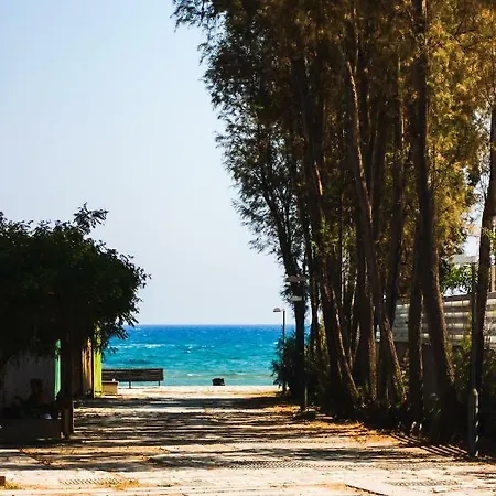 Moon-light Studio Guest house Larnaca