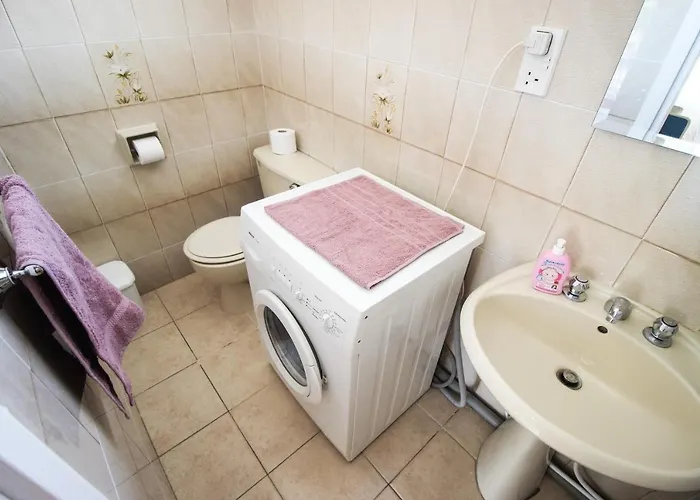 Moon-light Studio * Larnaca