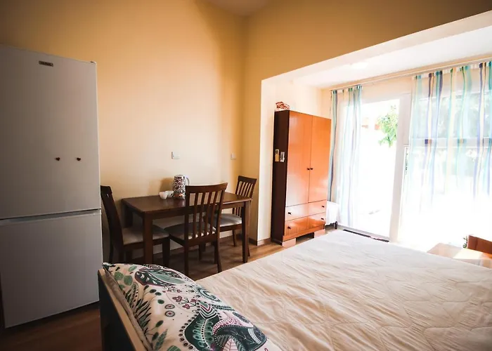 Moon-light Studio * Ларнака